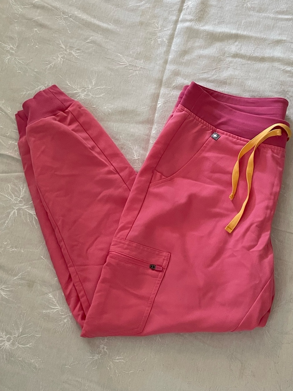 FIGS  Pink Scrub Jogger Pants with Yellow Drawstring Accent Sz M